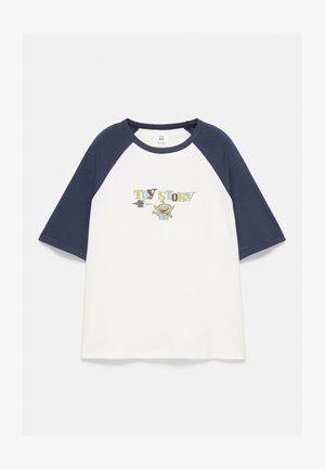 PULL&BEAR, TOY STORY RAGLAN SLEEVE - T-SHIRT - T-shirts print - white