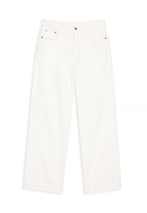 Witte wijde broek gemaakt van een gestructureerde stof. Voorzien van een knoopsluiting, twee voorzakken en een relaxte pasvorm.