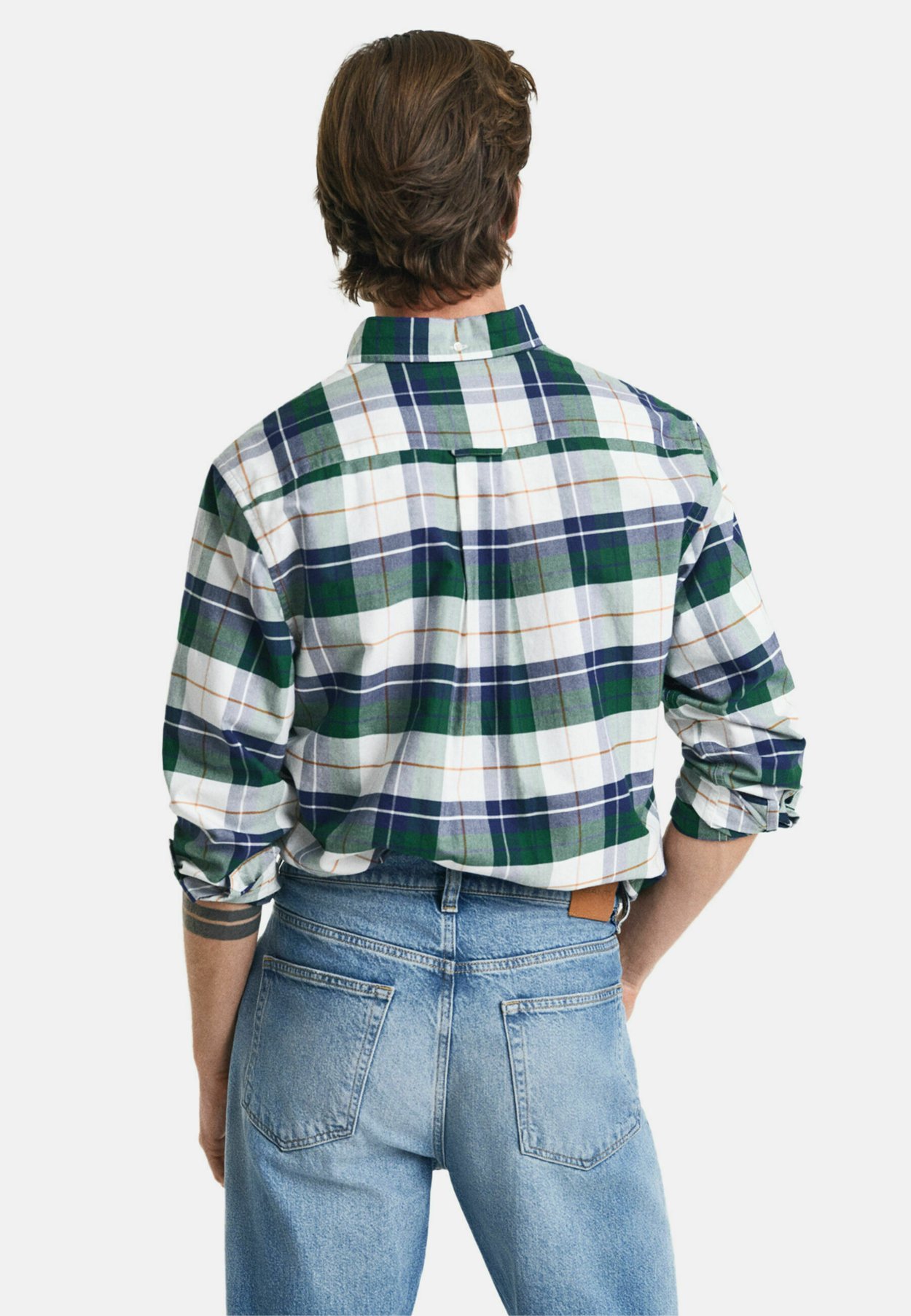 REGULAR FIT CHECKED OXFORD