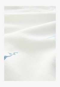 Nevybráno, ecru navy palm print