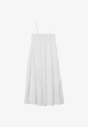 Abito bianco a strati realizzato in tessuto leggero, caratterizzato da spalline e un corpetto arricciato. L'orlo ha una consistenza morbida e fluente.