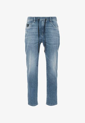 Pantaloni jogger in denim azzurro chiaro con una vestibilità rilassata, dotati di cordoncino nero, leggeri sbiadimenti e tasche frontali.