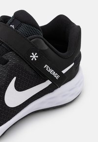 Nike Performance Zapatillas running asfalto - black