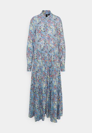 Langærmet, blå floral maxi-kjole med knaplukning foran og krave, der har røde, gule og grønne blomster mønstre.