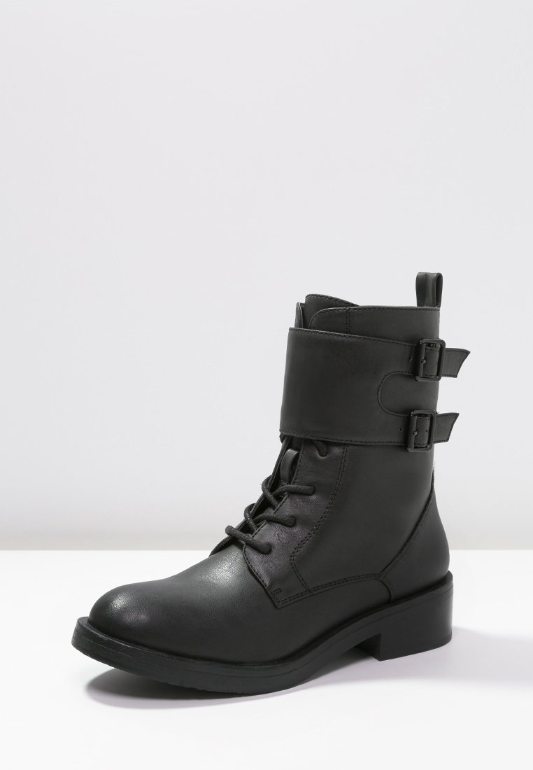 Even&Odd Bottines à lacets black/noir (Seconde main)