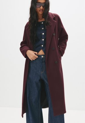 PULL&BEAR LONG SOFT - Mantel - dark red