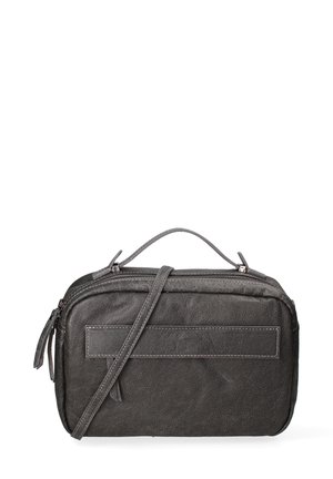 Borsa a tracolla in pelle grigia con finitura testurizzata, chiusura con zip, tracolla staccabile e tasca frontale a scomparsa. Forma compatta e rettangolare.