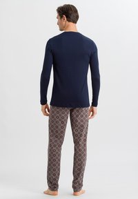 Hanro DAY SET - Nattøj sæt - classic tie print