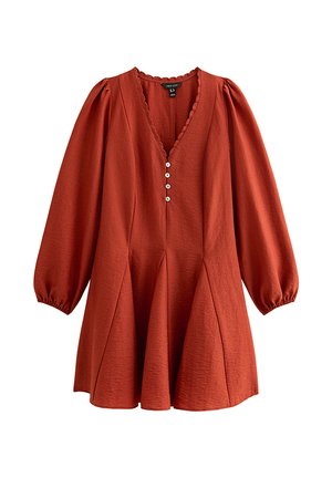 Langärmliges Kleid in Rostrot mit V-Ausschnitt, geschwungenem Saum, vier Knöpfen vorne, Puffärmeln und ausgestelltem, plissiertem Rock.