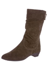 Brun mockakänga med slapp design, spetsig tå, låg staplad klack och kontrasterande vita sömmar.