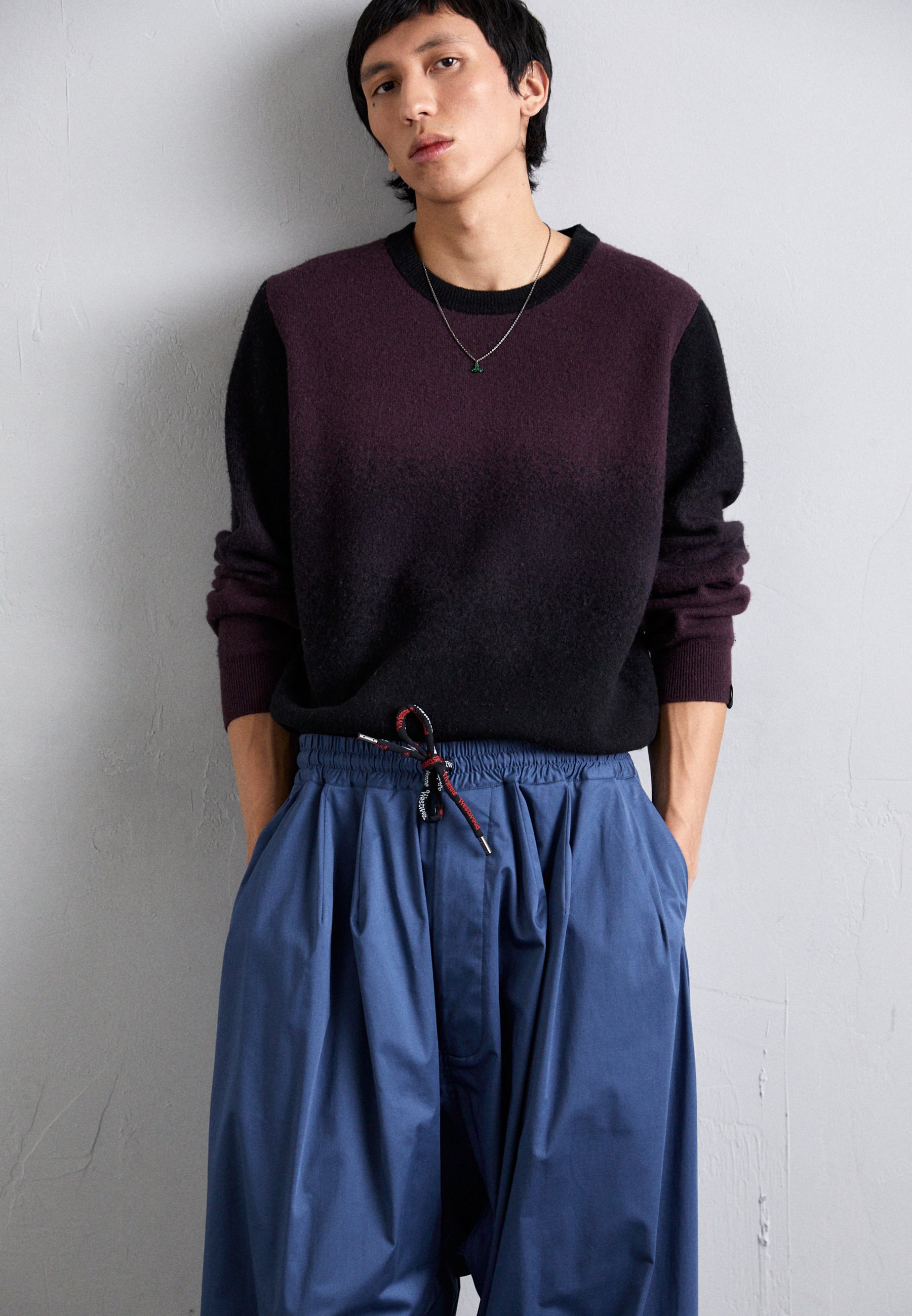 ボトムスその他 Vivienne Westwood Navy blue trousers in wool Vivienne Westwood Navy blue trousers in wool | TheDoubleF