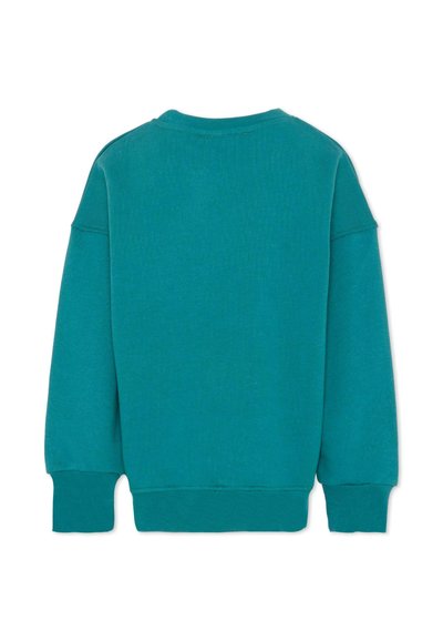 Bluza w kolorze morskim o prążkowanej fakturze, z długimi rękawami i okrągłym dekoltem. Charakteryzuje się jednolitym kolorem i prostym wzorem bez dodatkowych ozdób.