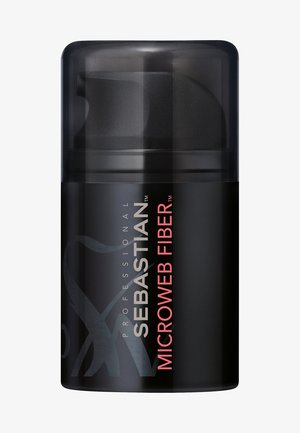 Mustakera cilindrinen astia, jossa on läpinäkyvä tumma kansi, ja joka on merkitty "Sebastian Professional Microweb Fiber" valkoisella ja vaaleanpunaisella tekstillä.