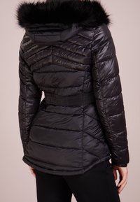 Barbour International Zimní bunda - black