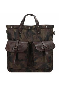 Borsa tote in camouflage realizzata in nylon resistente, con accenti in pelle marrone, dotata di due tasche anteriori, chiusure a scatto e due manici durevoli.