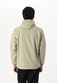Lyle & Scott - Kurtka wiosenna
