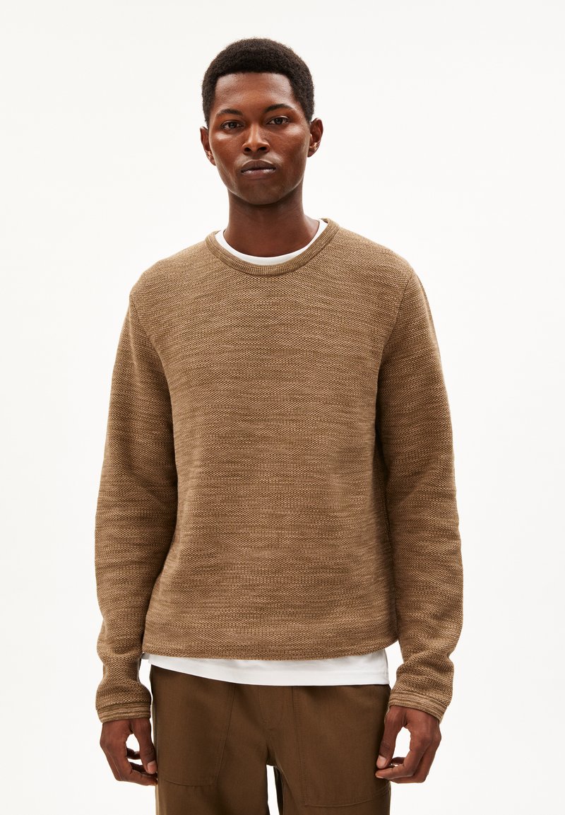 ARMEDANGELS TOLAA - Strickpullover - dried moss cinnamon dust