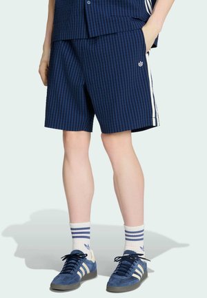 adidas Originals, ADIDAS ORIGINALS RESORT S SHORTS M - Shorts - night indigo