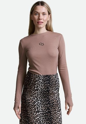 GERIPPTES LANGARM - Langarmshirt - braun