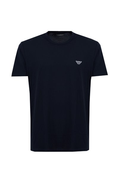 Μαύρο κοντομάνικο T-shirt με στρογγυλή λαιμόκοψη και μικρό λευκό λογότυπο Emporio Armani στην αριστερή πλευρά του στήθους.