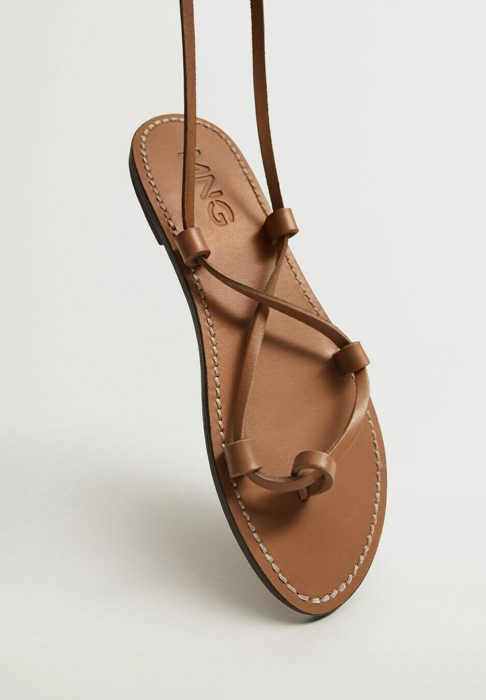 Mango Sandalias de dedo - marron moyen/marrón claro - Zalando.es