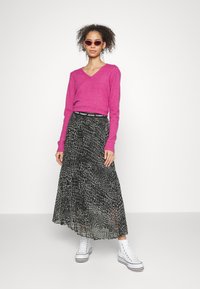 VILA VIRIL L/S V-NECK TOP - Camisola - magenta haze melange