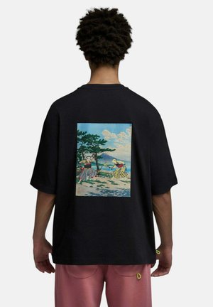 Saē, T-SHIRT TOSHI SAMURAI TENNIS BLACK HOMME - T-shirt imprimé - noir
