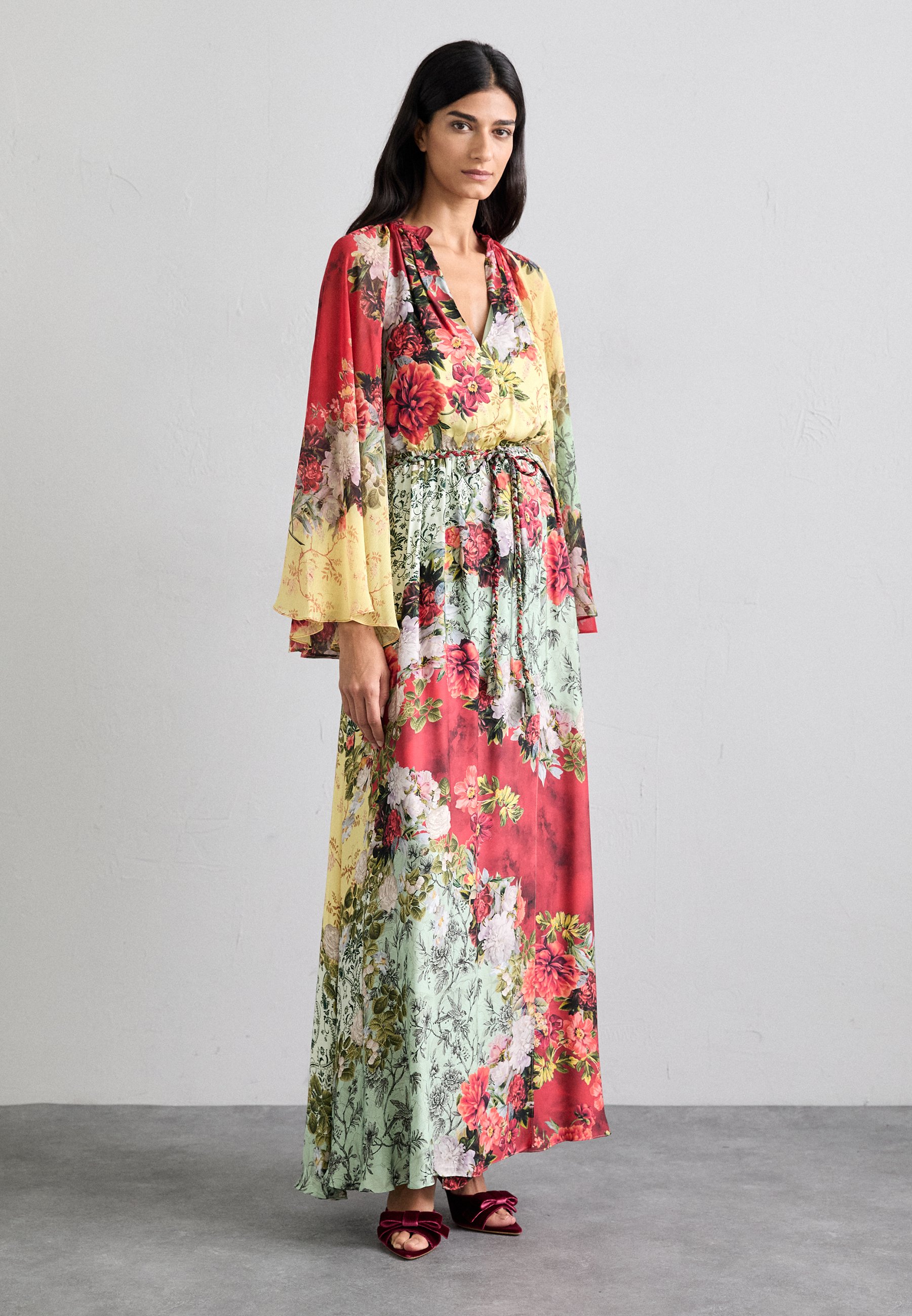 Alice + Olivia MALINDA DRESS SLIT UNISEX SET - Maxi dress -  multicolour/multi-coloured - Zalando