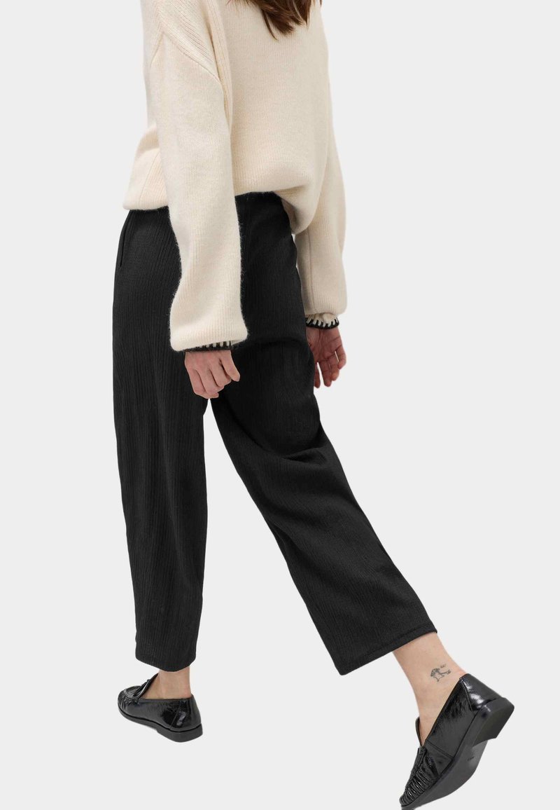 Pantalon Noir M&S Femme Taille 12 - Occasion En Très Bon état