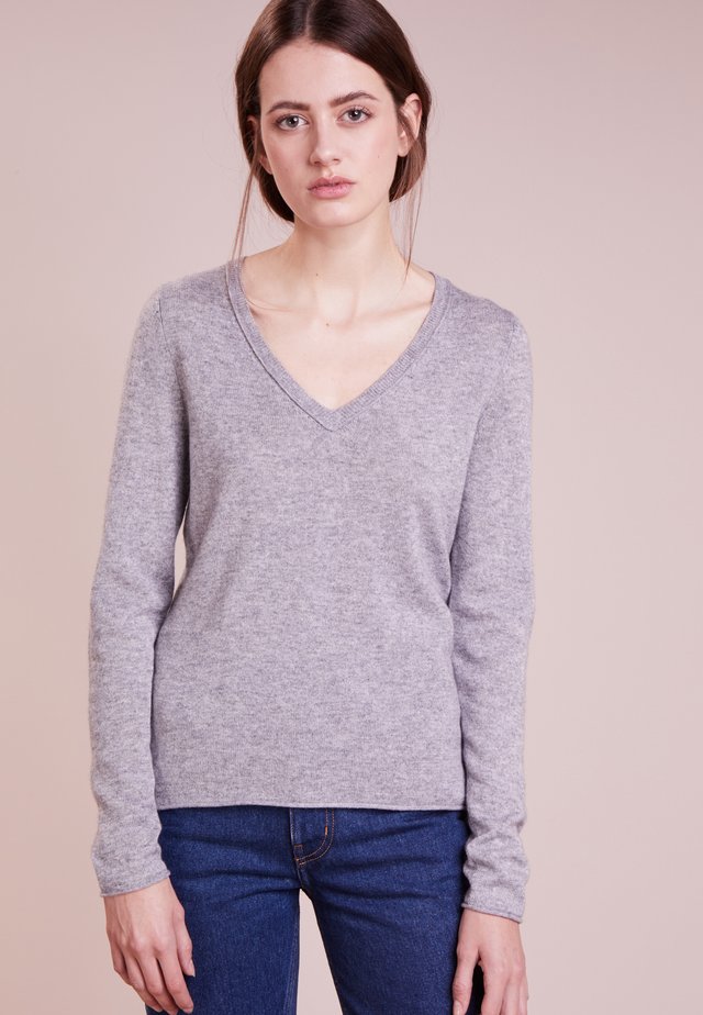 Strikpullover /Striktrøjer - opal grey