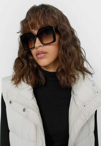 Stradivarius - Okulary przeciwsłoneczne