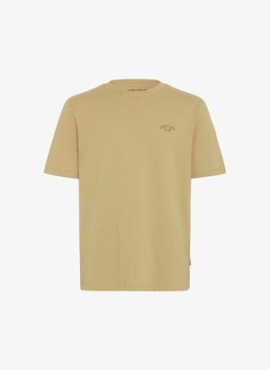 Kratký rukáv, tričko s okrúhlym výstrihom v svetlo béžovej farbe z bavlny s vyšitým nápisom 'Danish Food Club' na ľavej strane hrude. Uvoľnený strih, príjemná textúra.