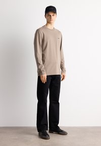 BOSS TEE LONG - Bluză cu mânecă lungă - light/pastel green