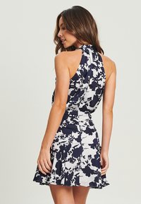 TUSSAH ELAINA  - Dienas kleita - shadow floral