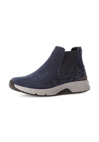 Stivaletti ankle in suede blu navy con pannelli elastici laterali e suola imbottita grigia. Presentano una punta rotonda e dettagli testurizzati.