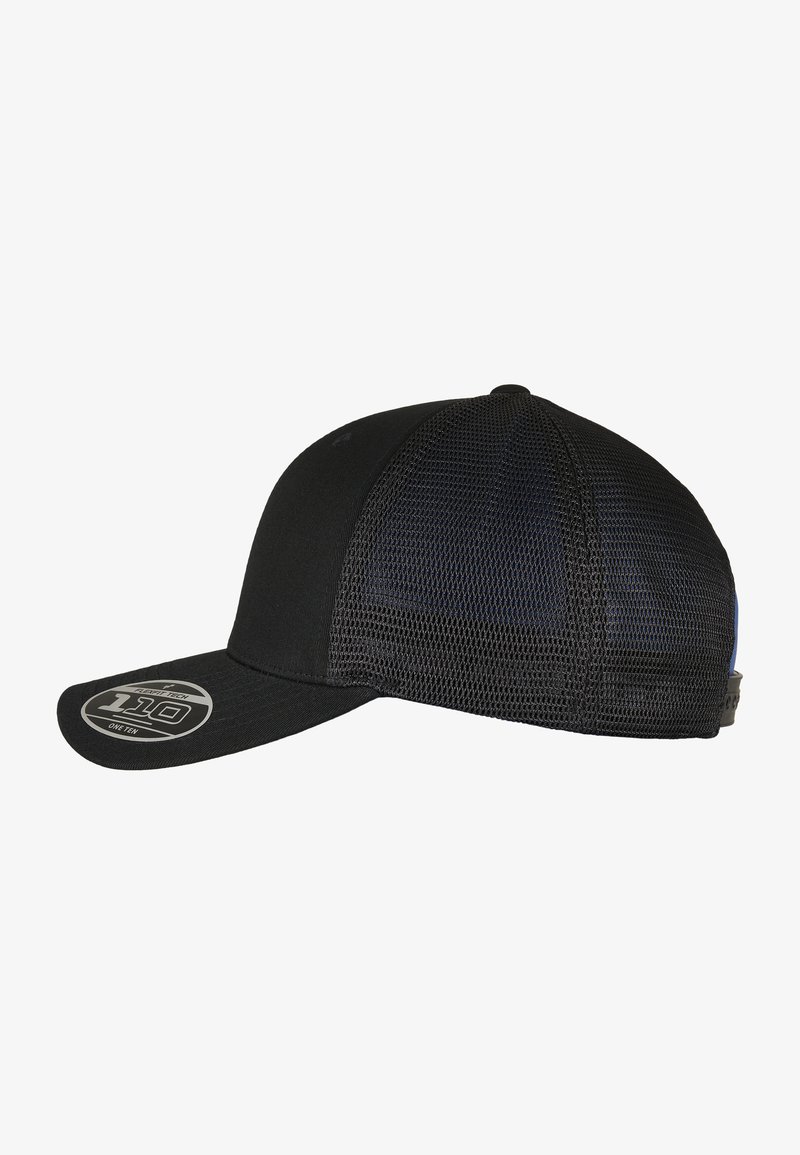 Gorra negra con un frente sólido y una parte trasera de malla, visera curva y parche con el logo en el lado izquierdo. Fabricada con un material duradero y un diseño estructurado.