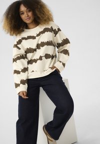 Cream JOSIE TIE DYE - Felpa - birch canteen tie dye