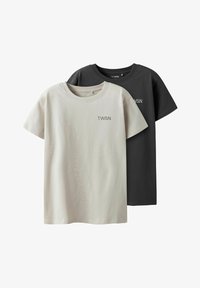 Non sélectionné, asphalt