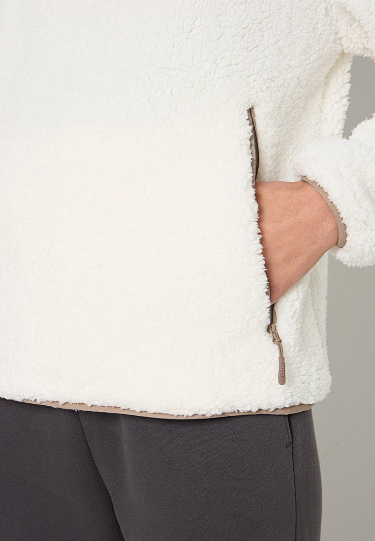 WHITCOMBE FLEECE