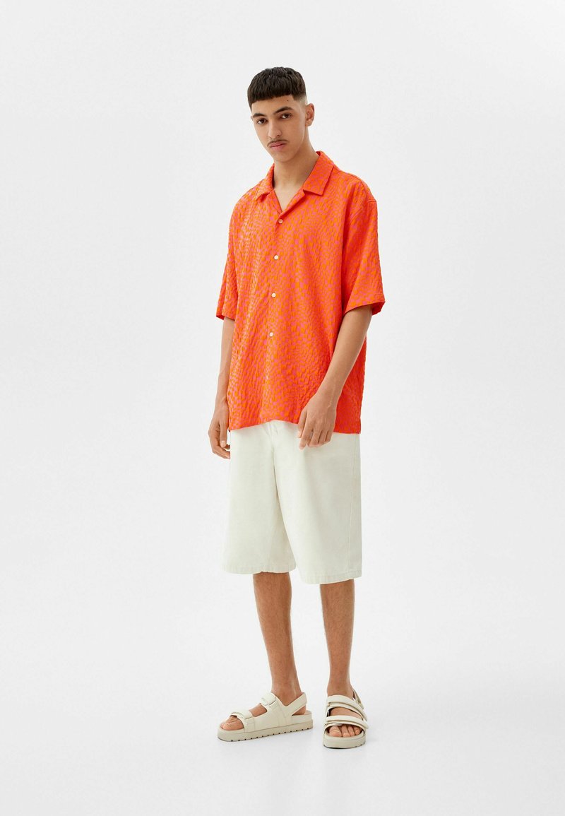 Herren Freizeithemden | Bershka SHORT SLEEVE Hemd red/rot - JV75012 Herren Freizeithemden | Bershka SHORT SLEEVE Hemd red/rot - JV75012