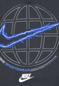 Nike Sportswear SET - Ikdienas džemperis - smoke grey