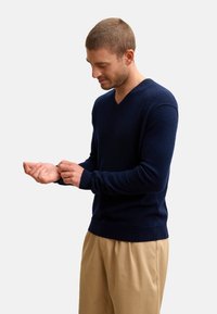 TOM - Svetr - navy