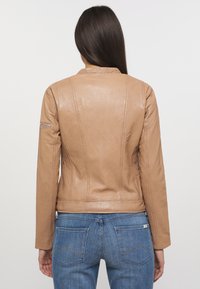 Mustang Lederjacke - powder