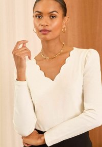 Love & Roses REGULAR FIT-SCALLOP NECK PACK OF 2 - Ilgarankovis viršutinės dalies drabužis - ivory and black