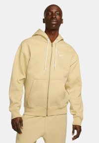 Nike Sportswear SOLO - Tröja med dragkedja - gold white
