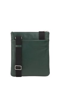 Grüne Lederhandtasche mit glatter Oberfläche, ausgestattet mit einem Reißverschluss, einem verstellbaren schwarzen Tragegurt mit einer silbernen Schnalle und einer Vorderasche.