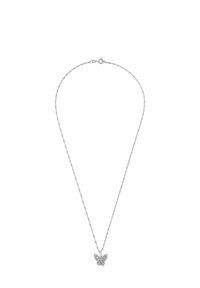 Collana di argento delicata con un piccolo ciondolo a forma di farfalla decorato con cristalli trasparenti, chiusa con un gancio a molla.