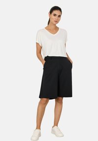 Soyaconcept SC-SIHAM 85 - Shorts - black