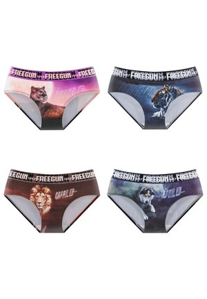 Quatre culottes pour femmes avec imprimés animaux : panthère, tigre, lion et loup, chacune avec une ceinture de marque indiquant "FREEGUN WILD".