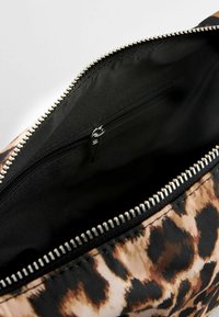 Next Skuldertasker - brown